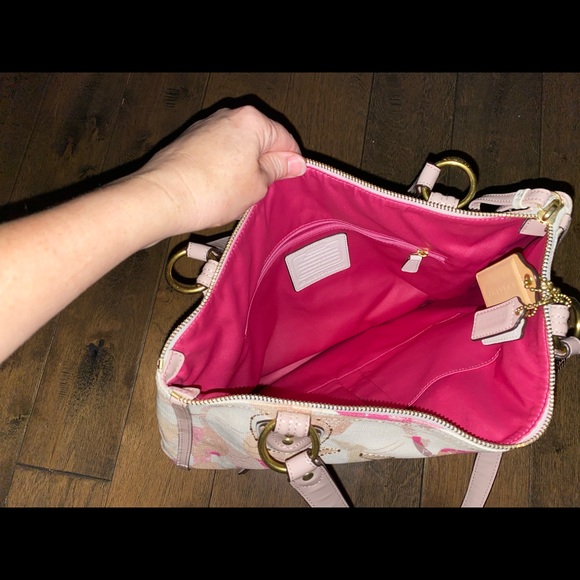 Couch Purse - Picture 4 of 11